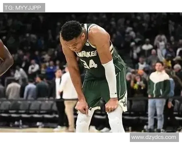 字母哥愤怒撕毁球衣雄鹿惨败后更衣室内爆发激烈冲突